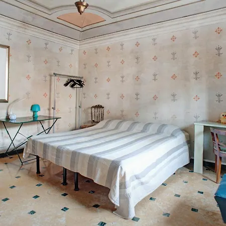 Casa Alighieri 2 Леванто